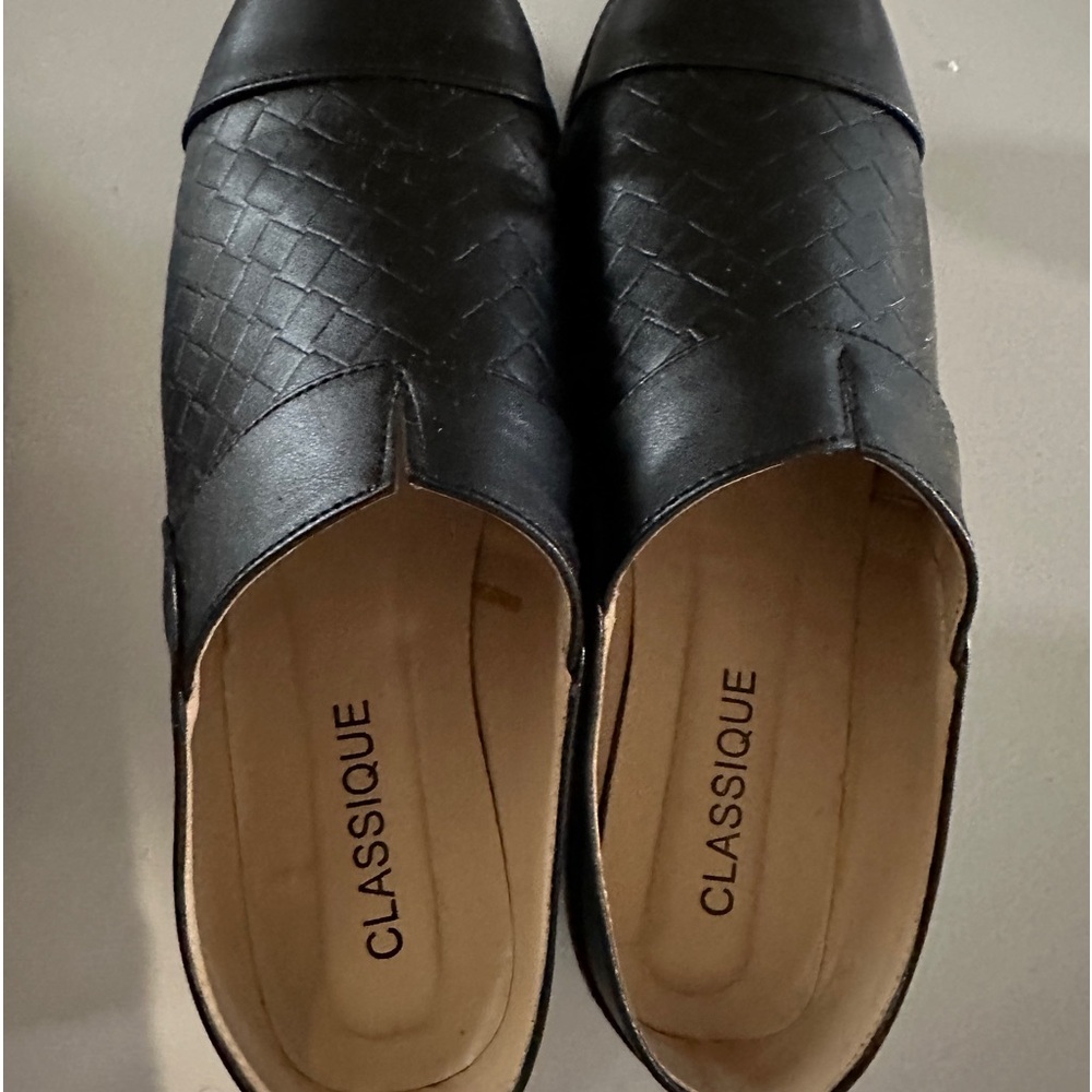 Classique Comfort Mule - Picture 2 of 11
